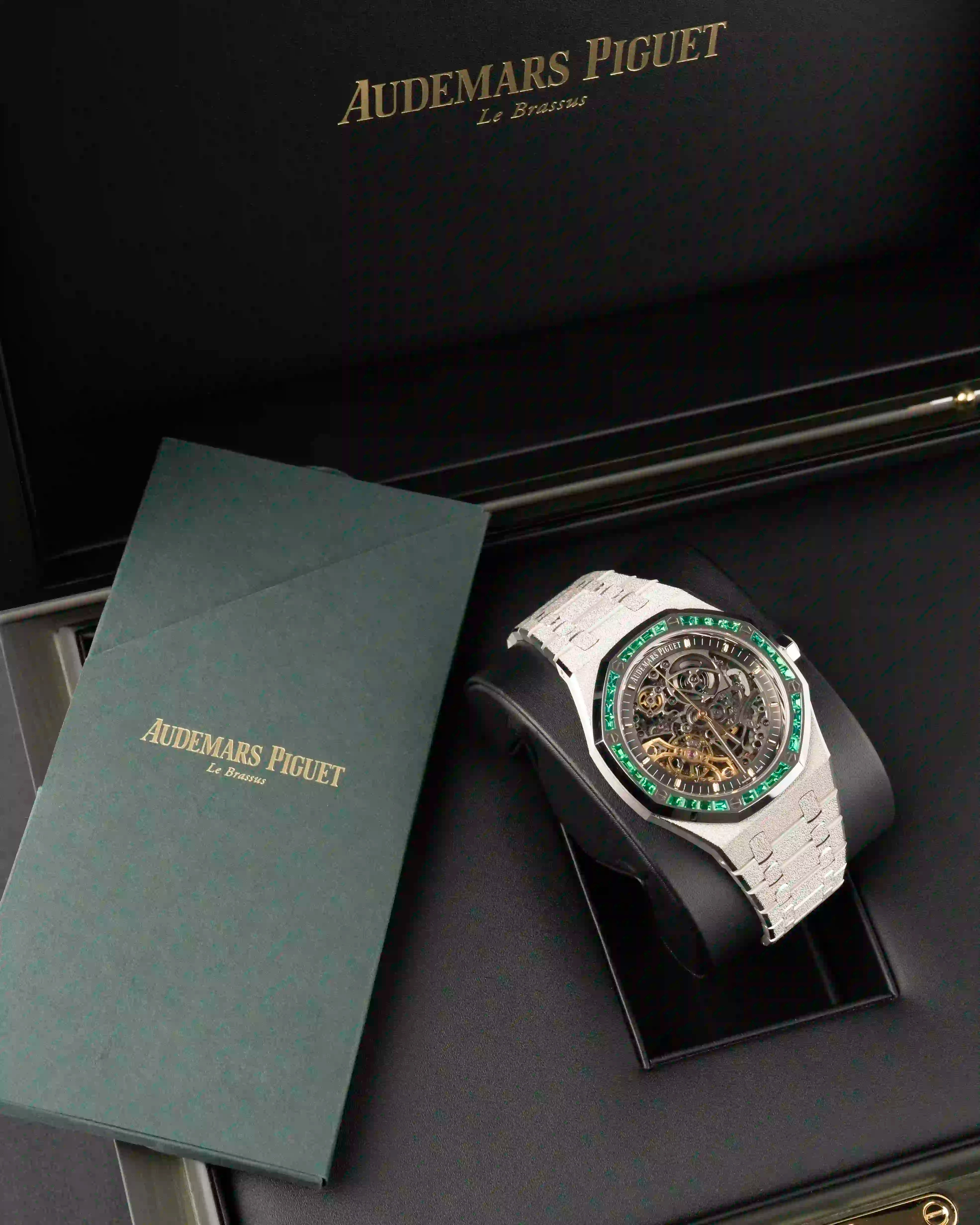 Why Collectors Are Obsessed With The Royal Oak Offshore